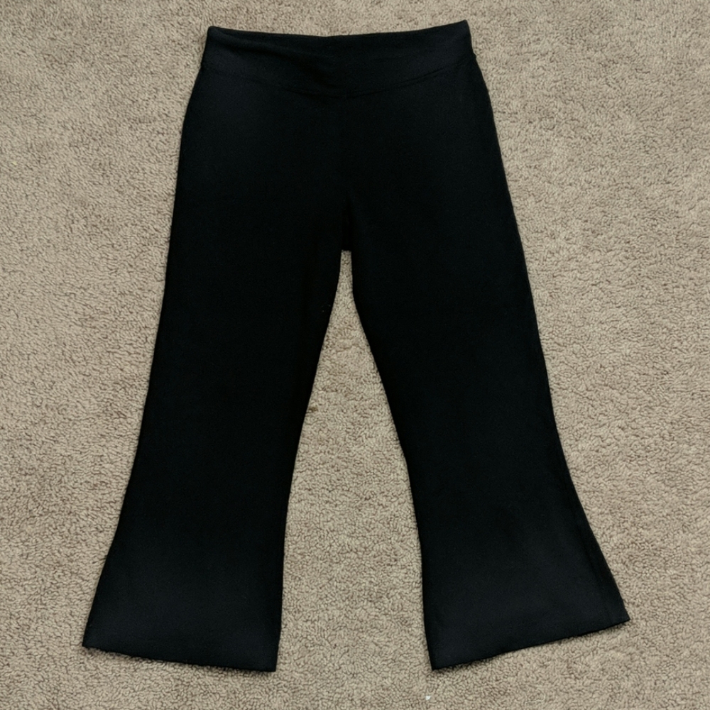 Lululemon Athletica cropped pants with slit - Picture 2 of 4